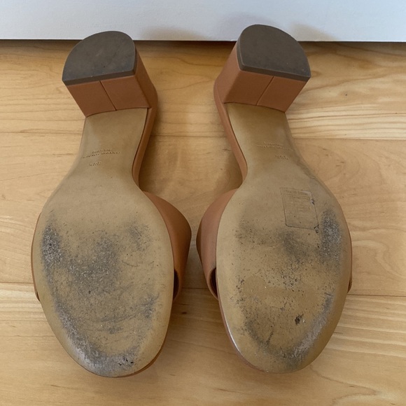 Mansur Gavriel slides - Picture 2 of 3